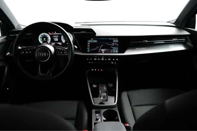 Audi A3 (2021) thumbnail 5