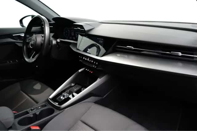 Audi A3 (2021) thumbnail 6