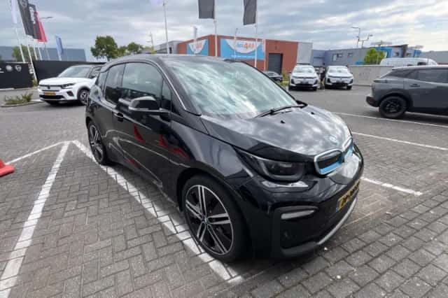 BMW i3 (2019) thumbnail 3