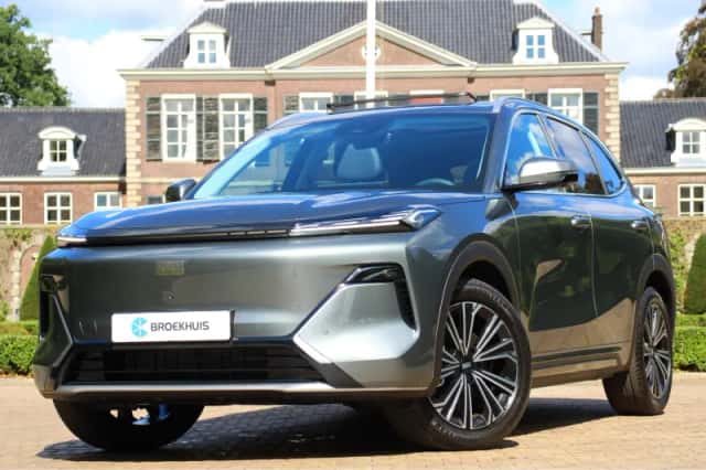 Geely Starray EM-i (2026) thumbnail 1