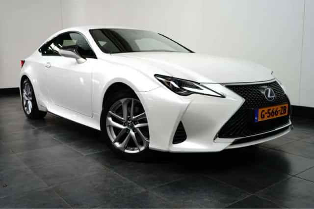 Lexus RC (2020) thumbnail 5