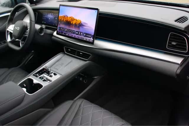 BYD SEALION 7 (2026) thumbnail 6