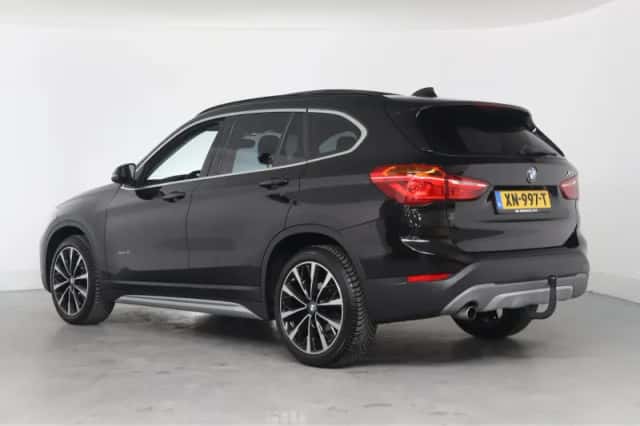 BMW X1 (2018) thumbnail 3