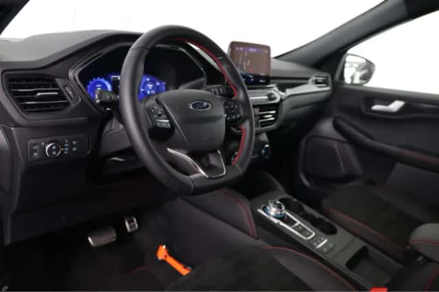 Ford Kuga (2024) thumbnail 5