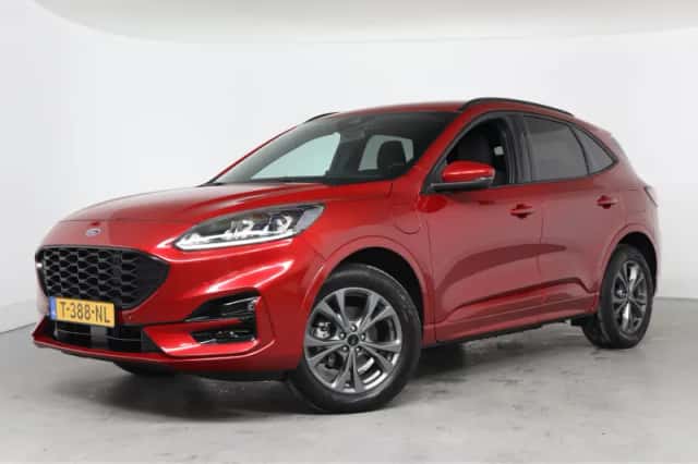 Ford Kuga (2023) thumbnail 1