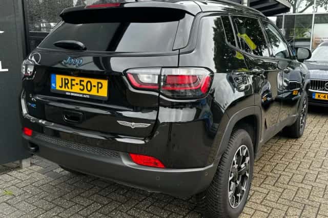 Jeep Compass (2024) thumbnail 6