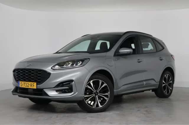 Ford Kuga (2023) thumbnail 1