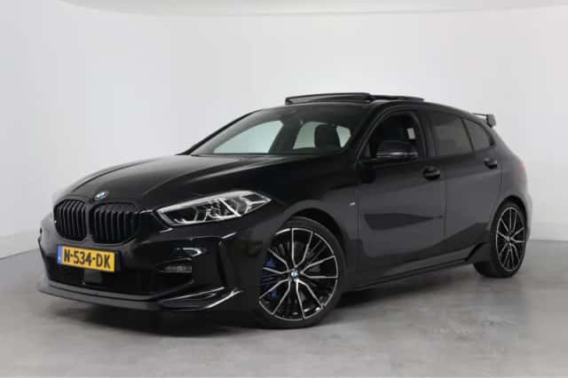 BMW 1-Serie (2021) thumbnail 1