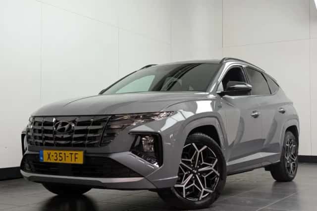 Hyundai Tucson (2024) thumbnail 1