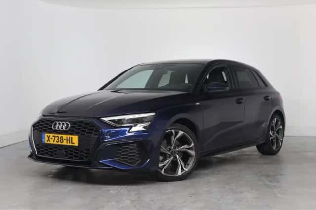 Audi A3 (2023) thumbnail 1