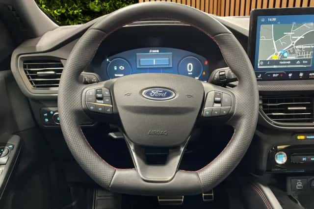 Ford Kuga (2024) thumbnail 6