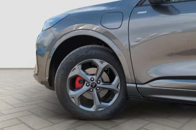 Ford Kuga (2026) thumbnail 6