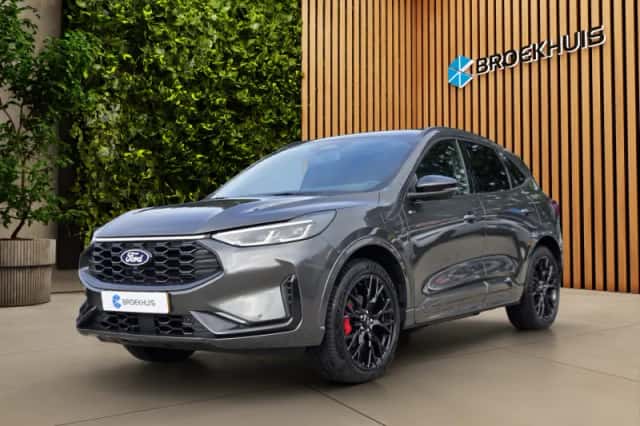 Ford Kuga (2025) thumbnail 1