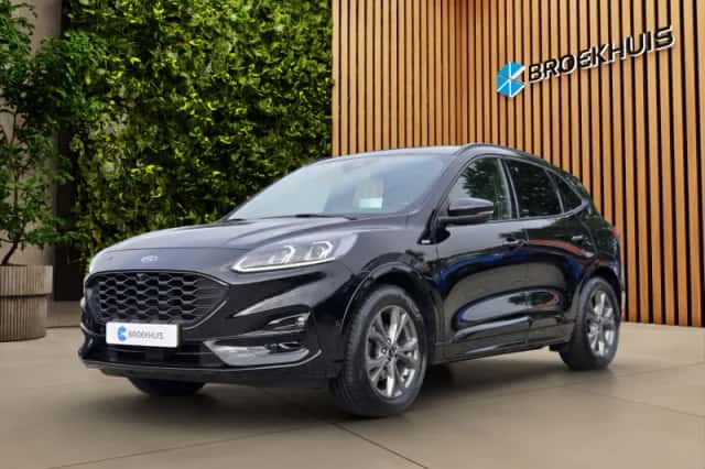 Ford Kuga (2021) thumbnail 1
