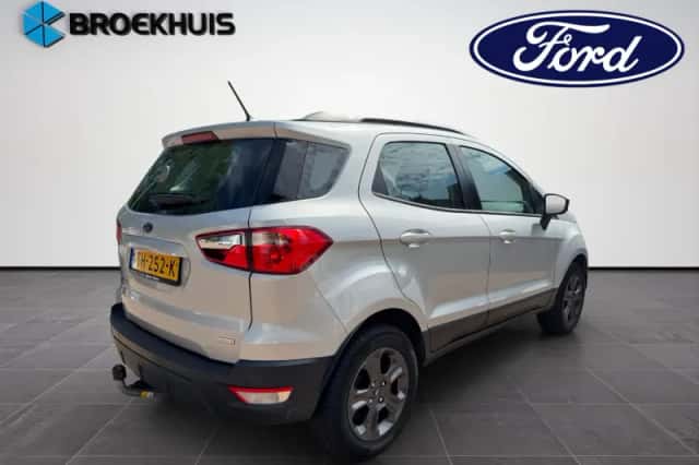 Ford EcoSport (2018) thumbnail 3