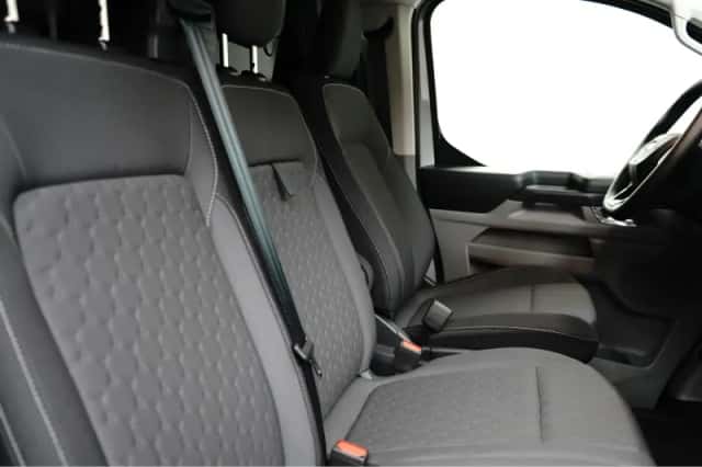 Ford Transit Custom (2026) thumbnail 5