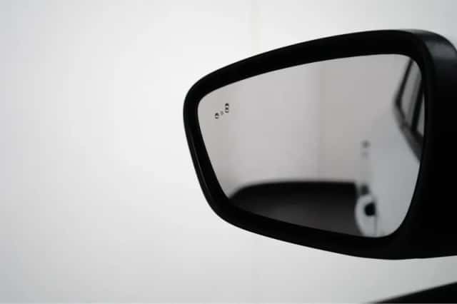 Ford Kuga (2023) thumbnail 6