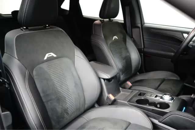 Ford Kuga (2024) thumbnail 5