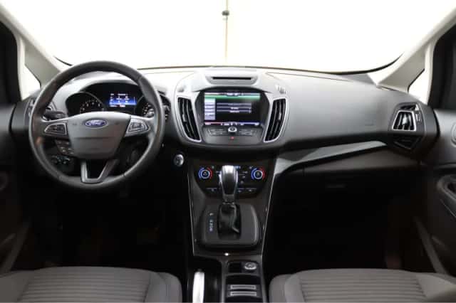Ford C-Max (2015) thumbnail 4