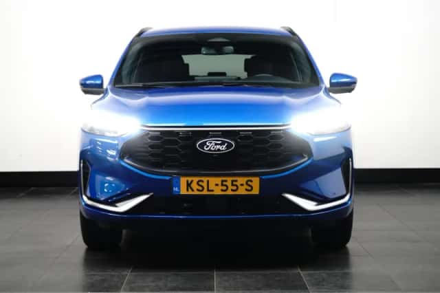 Ford Kuga (2024) thumbnail 2