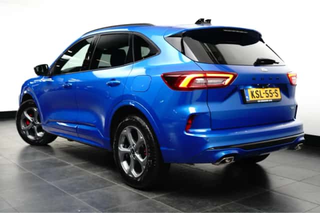 Ford Kuga (2024) thumbnail 5