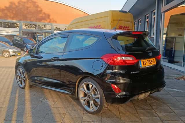 Ford Fiesta (2019) thumbnail 2