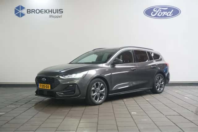 Ford Focus (2023) thumbnail 2