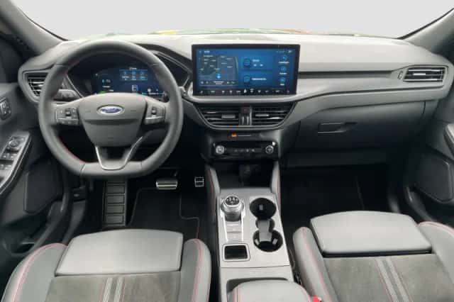 Ford Kuga (2025) thumbnail 2