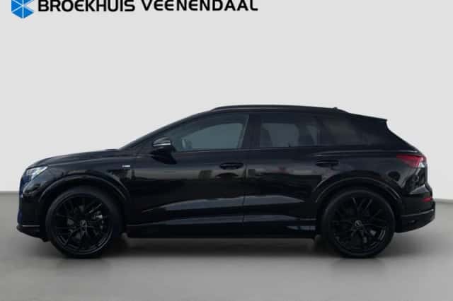 Audi Q4 e-tron (2021) thumbnail 6
