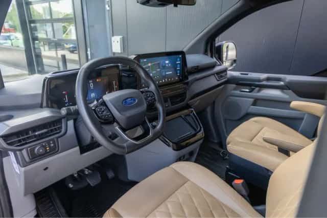 Ford Transit Custom (2024) thumbnail 6