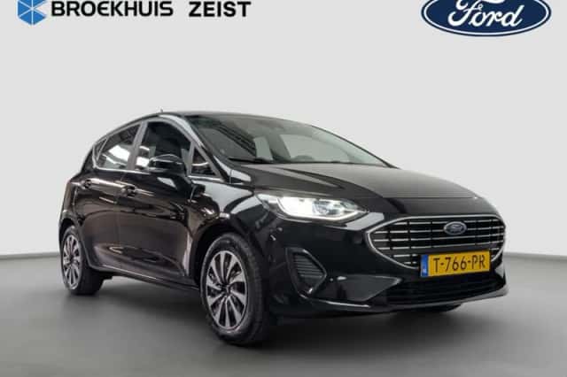 Ford Fiesta (2023) thumbnail 2