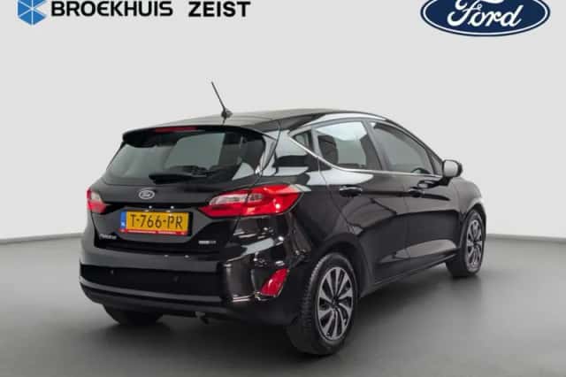 Ford Fiesta (2023) thumbnail 3
