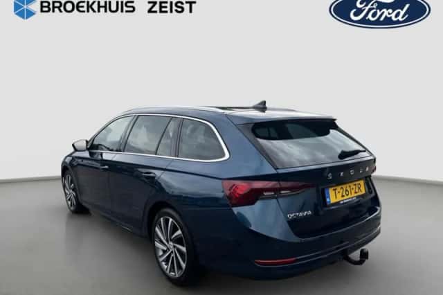 Škoda Octavia (2020) thumbnail 5