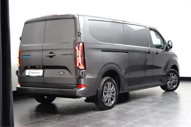 Ford Transit Custom (2026) thumbnail 4