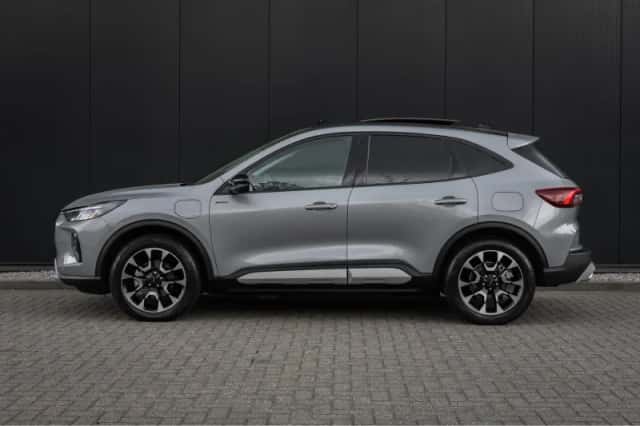 Ford Kuga (2026) thumbnail 2