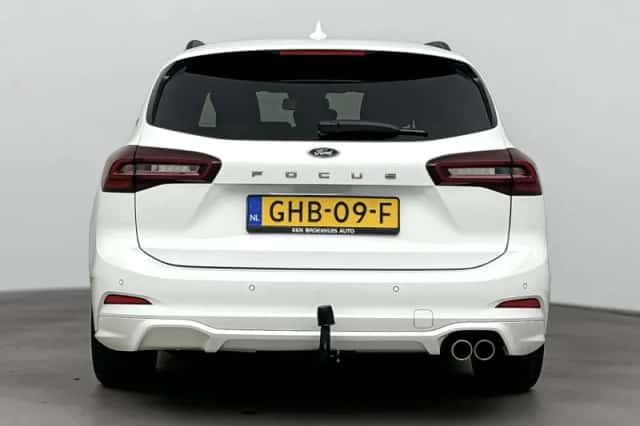 Ford Focus (2024) thumbnail 6