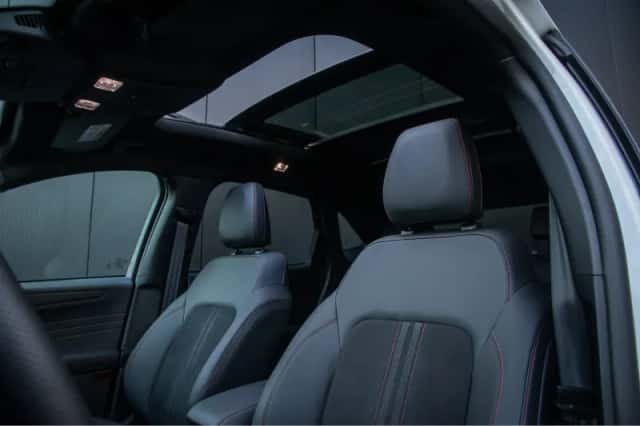 Ford Kuga (2026) thumbnail 5