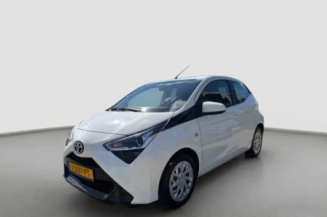 Toyota Aygo (2020) thumbnail 1