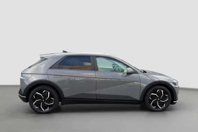 Hyundai Ioniq 5 (2022) thumbnail 4