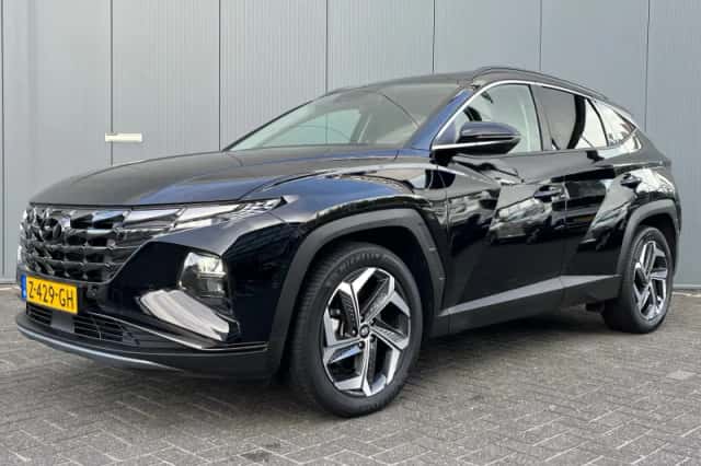 Hyundai Tucson (2024) thumbnail 1