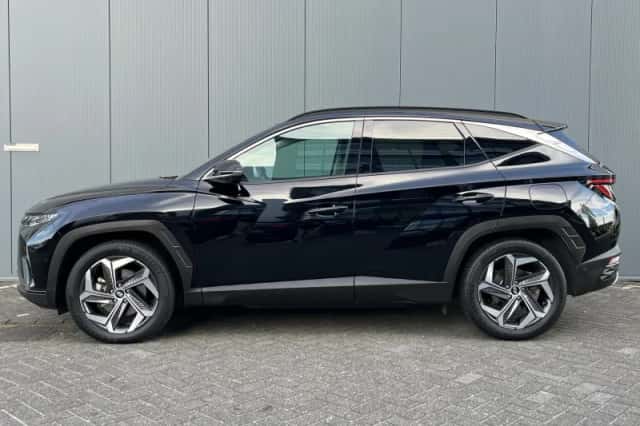 Hyundai Tucson (2024) thumbnail 2