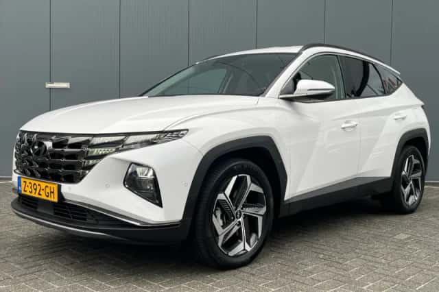 Hyundai Tucson (2024) thumbnail 1