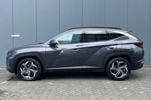 Hyundai Tucson (2023) thumbnail 2
