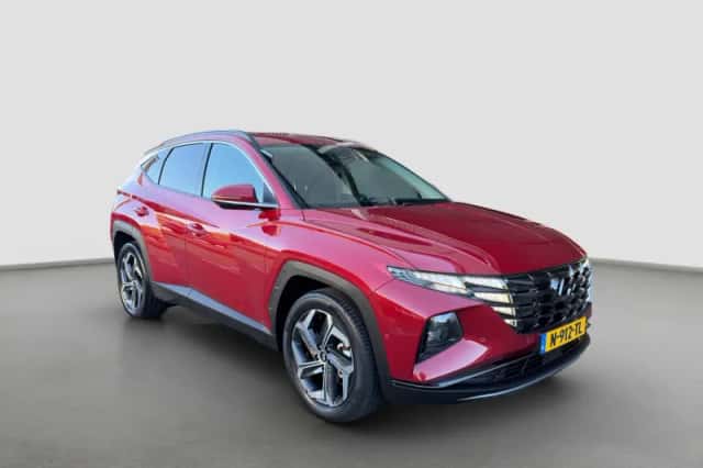 Hyundai Tucson (2022) thumbnail 2