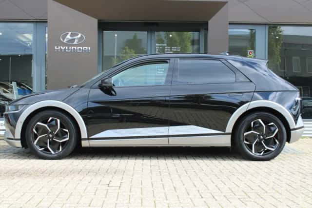 Hyundai Ioniq 5 (2023) thumbnail 4