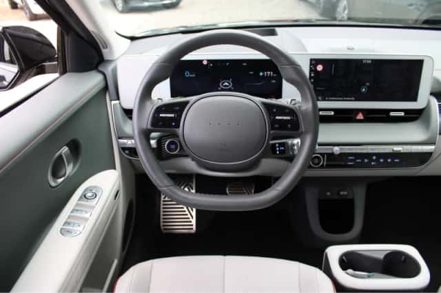 Hyundai Ioniq 5 (2023) thumbnail 6