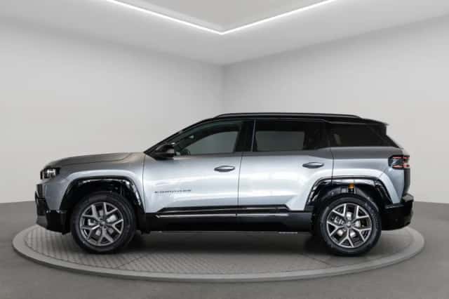 Jeep Compass (2026) thumbnail 3