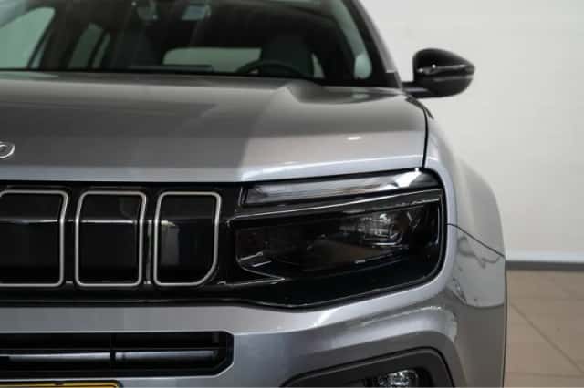 Jeep Avenger (2025) thumbnail 3