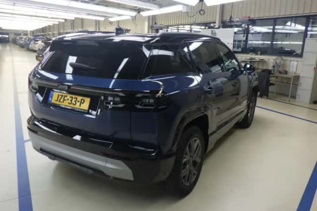 Jeep Compass (2026) thumbnail 2