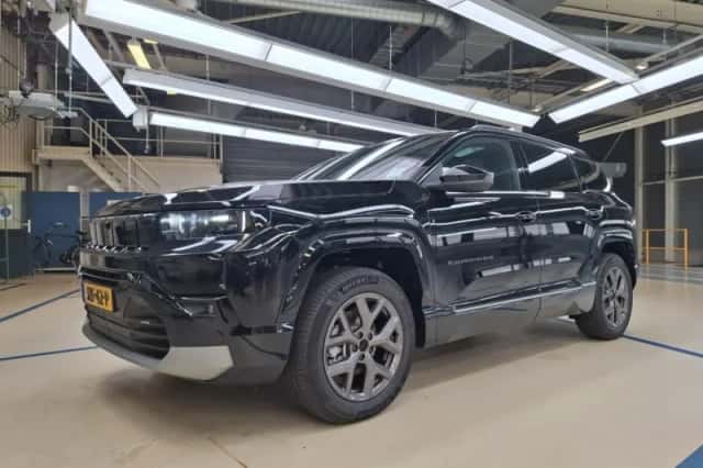 Jeep Compass (2026) thumbnail 1